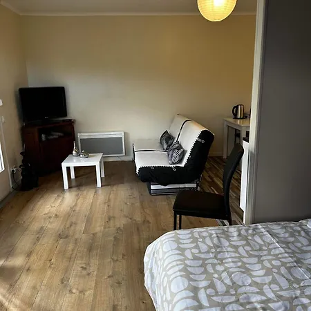 Equipe Apartment *