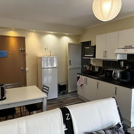 Equipe Apartment
